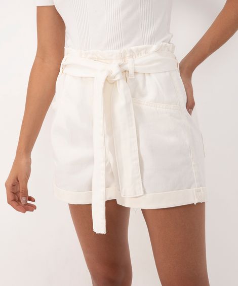 short de sarja clochard cintura super alta com bolsos e faixa cru