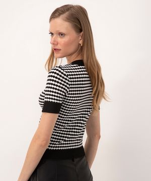 blusa de tricot listrada manga curta preta
