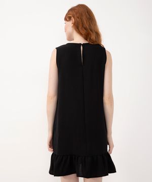 vestido curto decote redondo alça larga preto