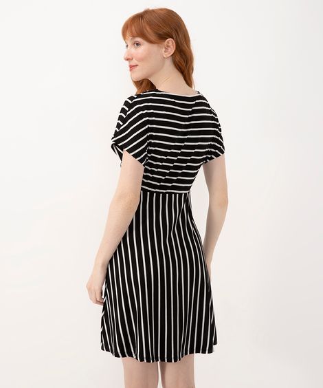 vestido curto de viscose listrada com transpasse manga curta preto