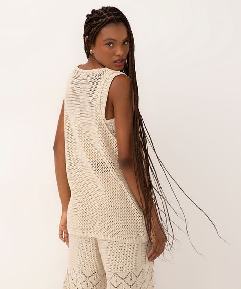 regata de tricot ateliê mão de mãe areia