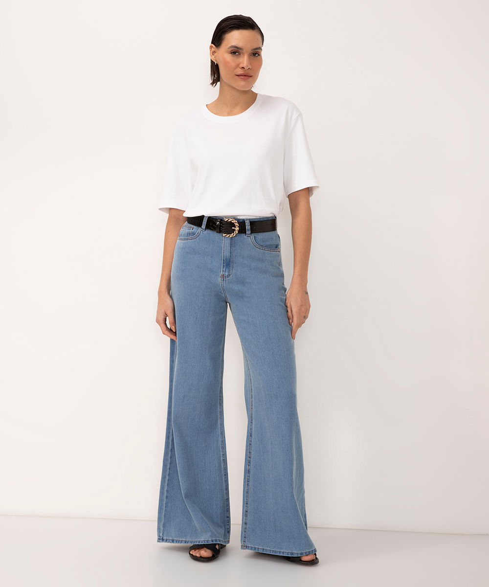 calça jeans wide leg cintura super alta azul médio