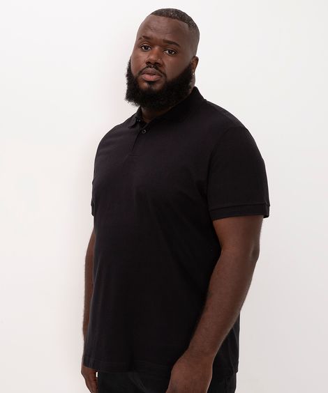 Polo de Piquet Plus Size Básica com Bordado Manga Curta Preta