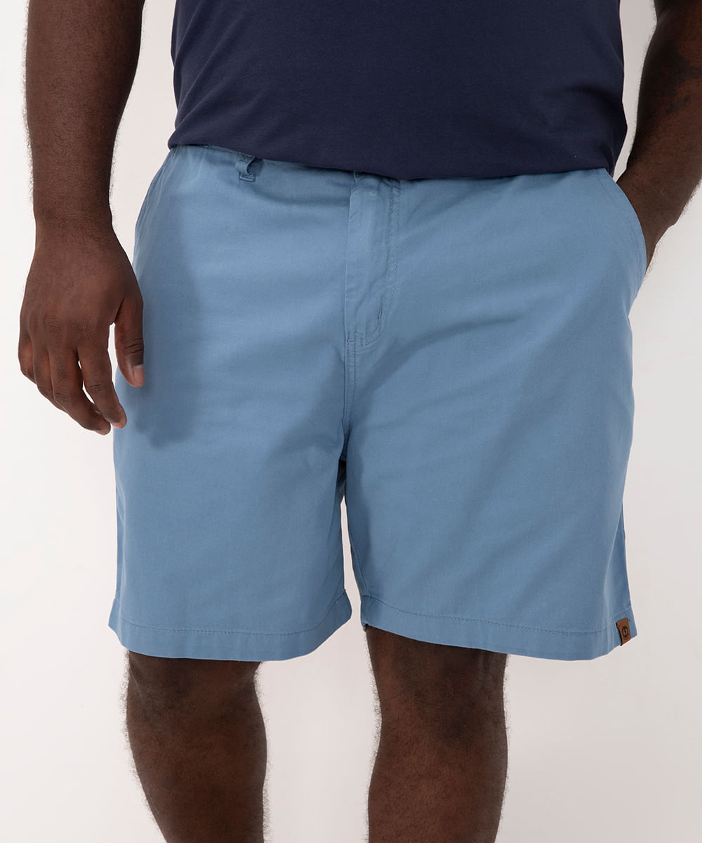 bermuda de sarja plus size reta com bolsos azul claro Menor preço em bermuda de sarja plus size reta com bolsos azul claro