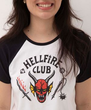 camiseta juvenil de malha stranger things manga curta raglan preta