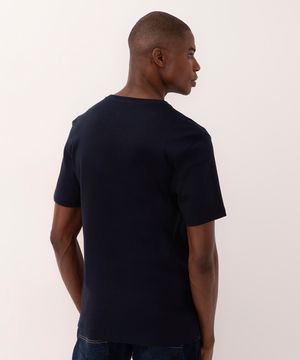 camiseta de algodão peruano gola v slim fit azul marinho