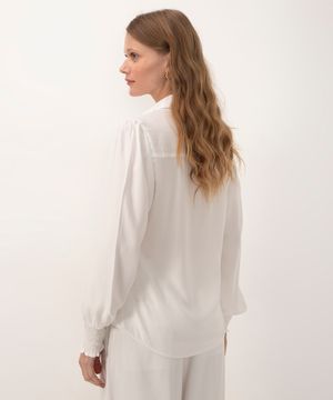 camisa de viscose manga longa bufante off white