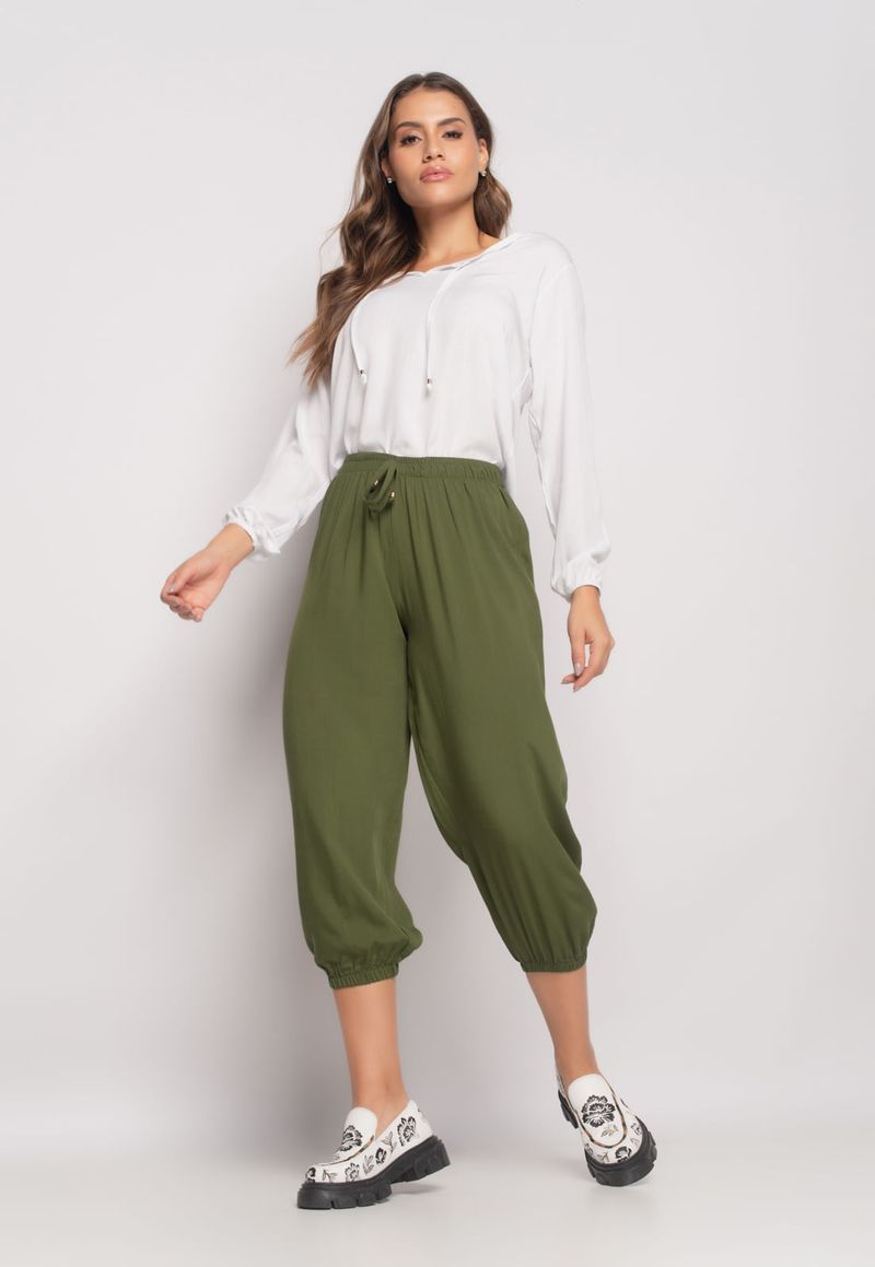 calça jogger viscolinho verde musgo salvatore fashion - C&A