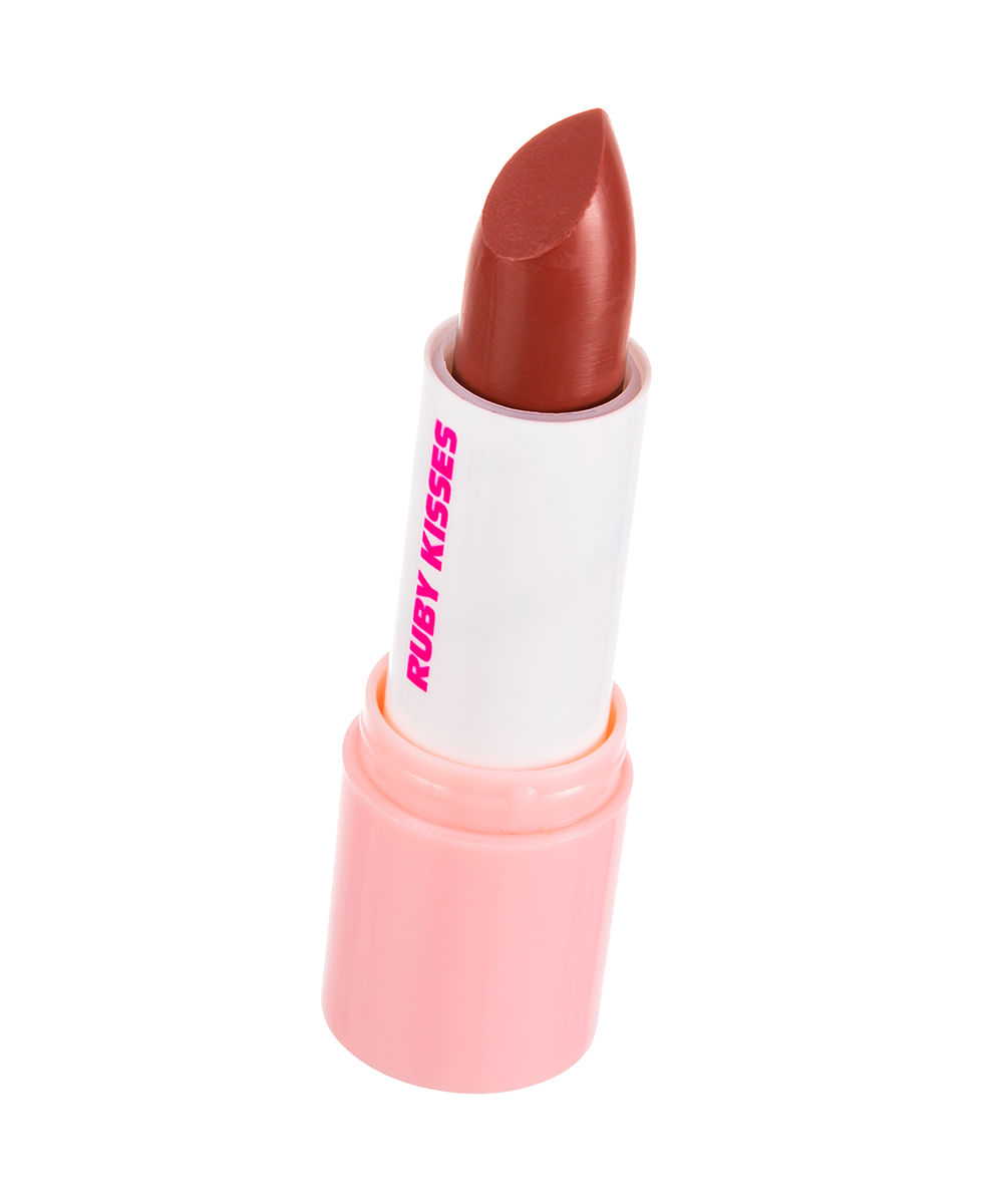 batom clássico ruby kisses mistério