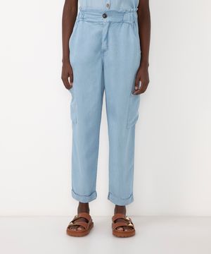 calça de sarja leve clochard cintura super alta azul claro
