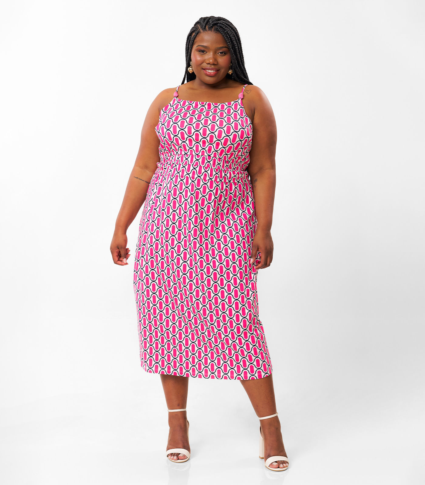 vestido midi transpassado plus size com amarração decote v estampa