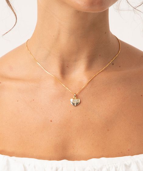 colar com pingente de coração e zircônia dourado