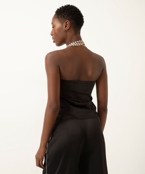 blusa sem manga acetinada preta