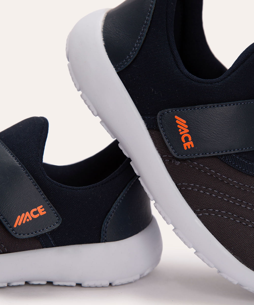 tênis infantil com velcro azul marinho