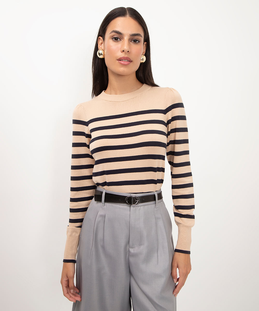 suéter em tricot listrado bege