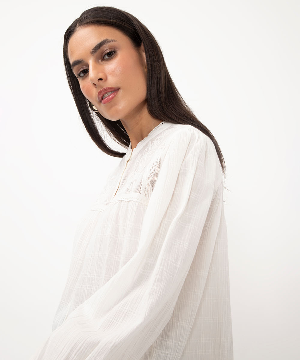 camisa de tule bordada off white