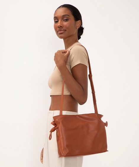 bolsa bucket alça cross caramelo