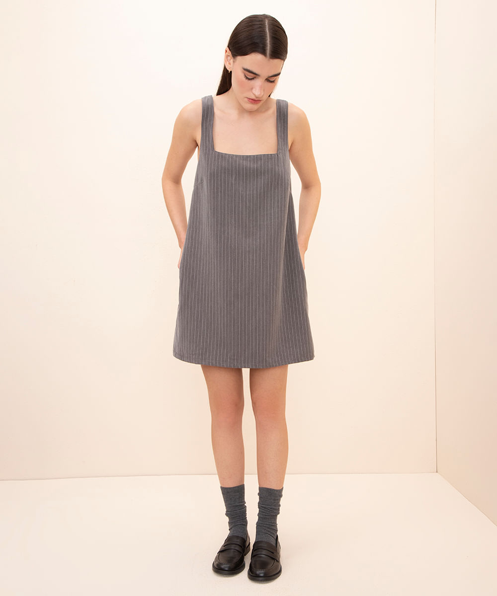 vestido curto risca de giz mindset cinza