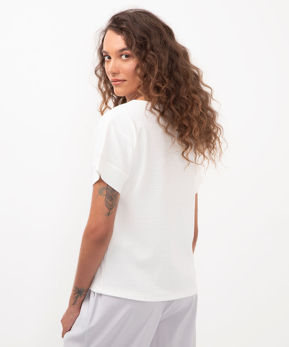 blusa com recorte manga curta off white