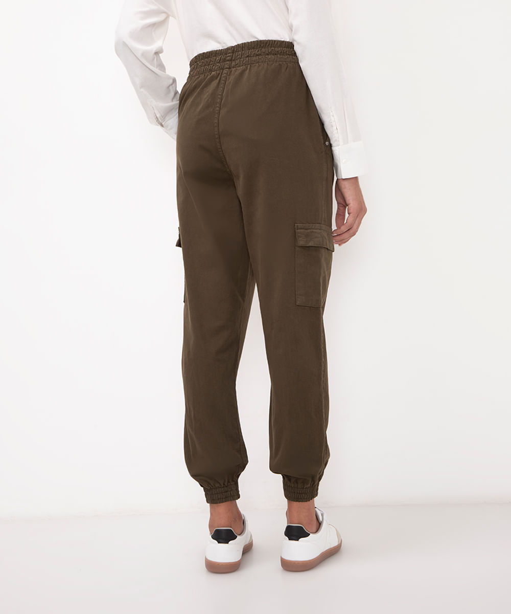 calça jogger de sarja cintura alta verde militar
