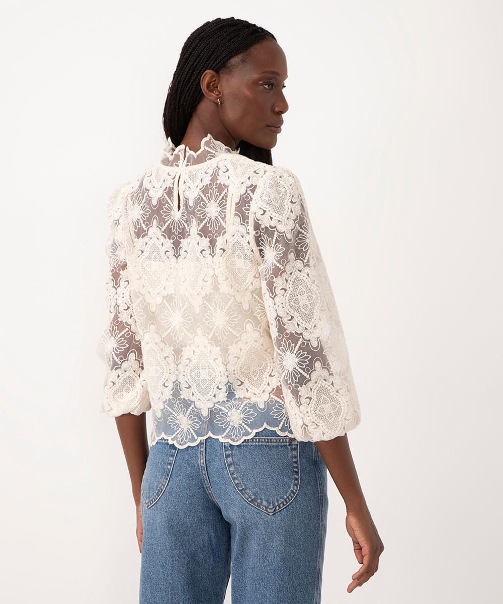 blusa de renda bordada gola alta bff camila off white