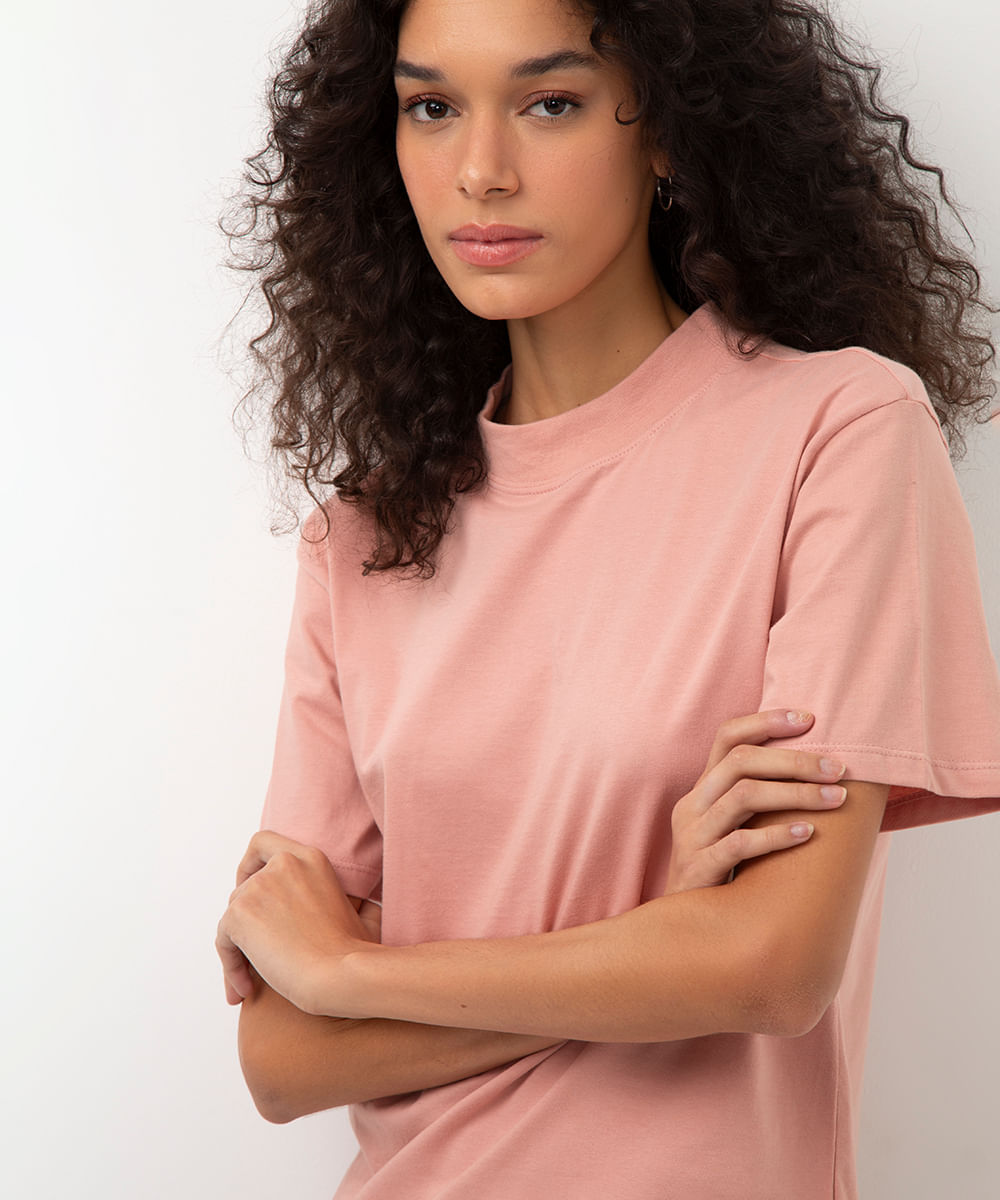 camiseta de algodão básica manga curta gola alta - rosa médio