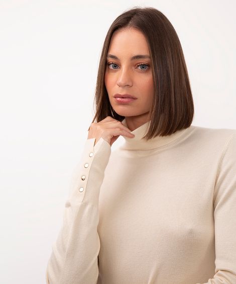 blusa gola alta manga longa botões - cru