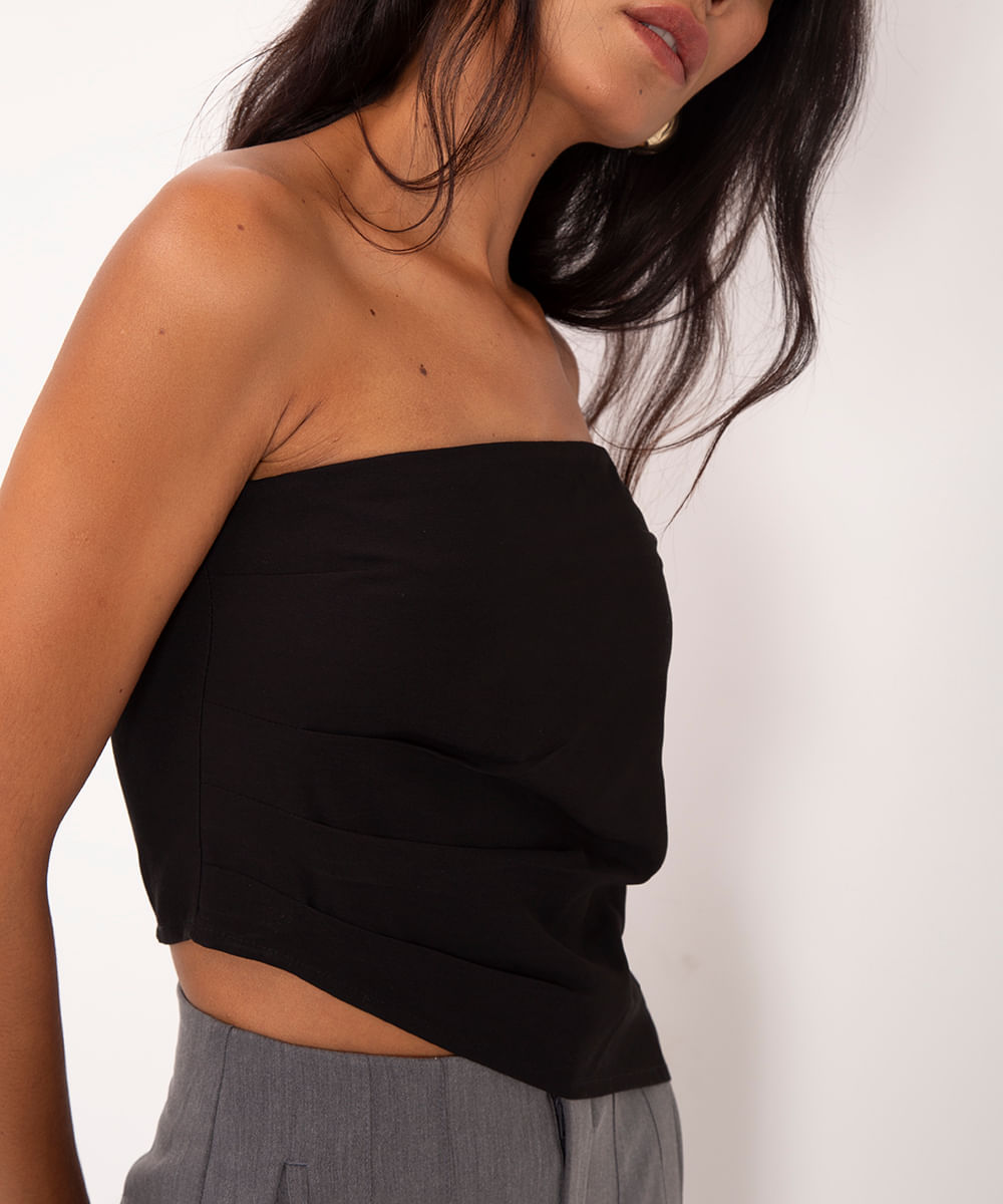 blusa de viscose assimétrica sem alça preta