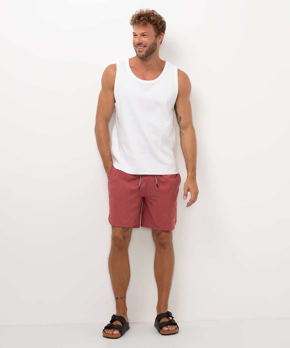 short praia com bolsos vermelho