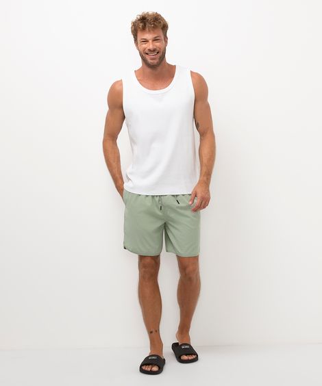 short praia com bolsos verde