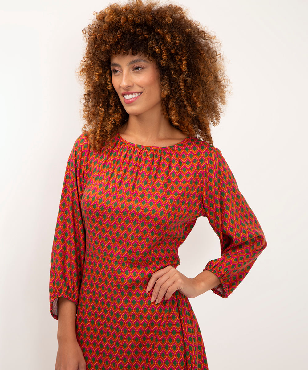 vestido curto de viscose geométrico roxo