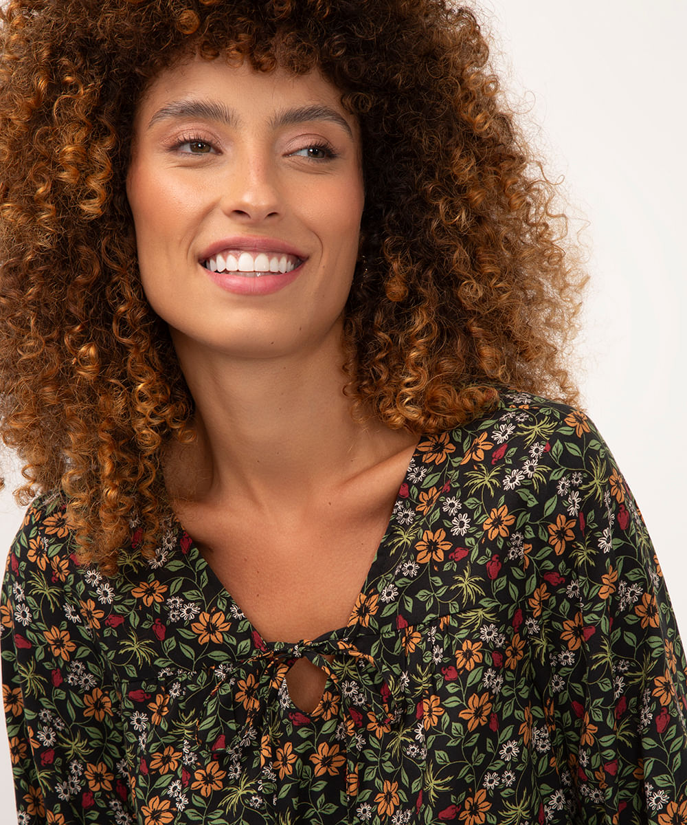 bata de viscose floral preto