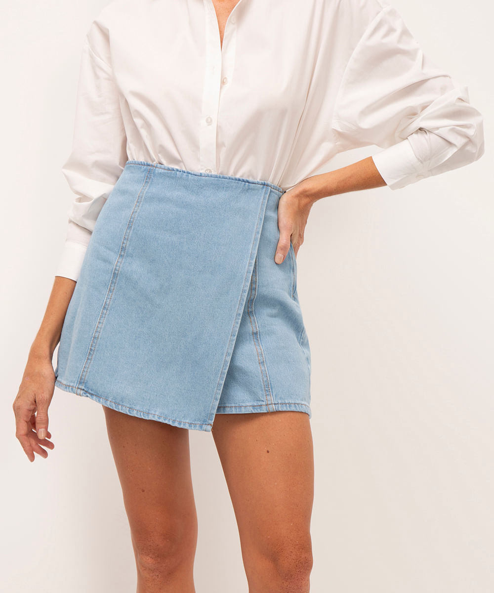 short saia jeans cintura super alta azul