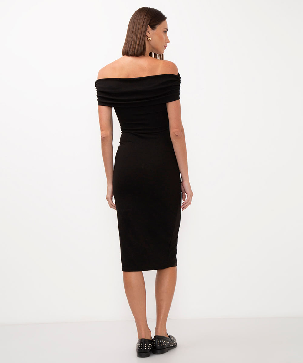 vestido midi ombro a ombro com franzido preto