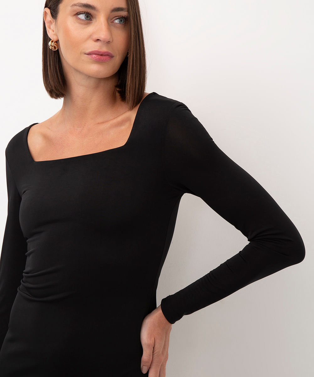 vestido curto manga longa preto