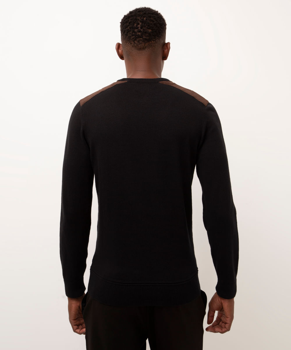 suéter de tricot com recorte de suede preto
