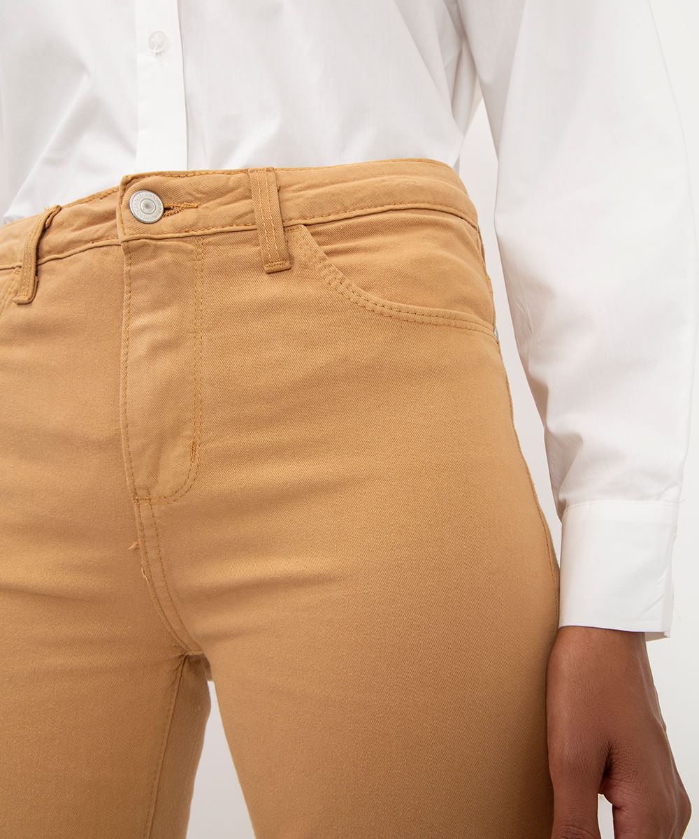 bermuda de sarja ciclista cintura média bege