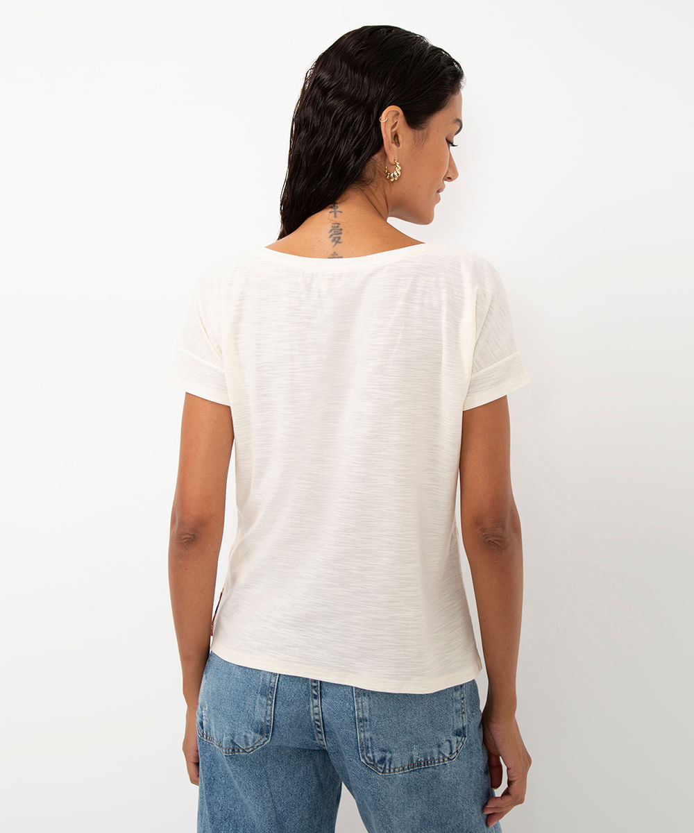 camiseta flamê floral off white