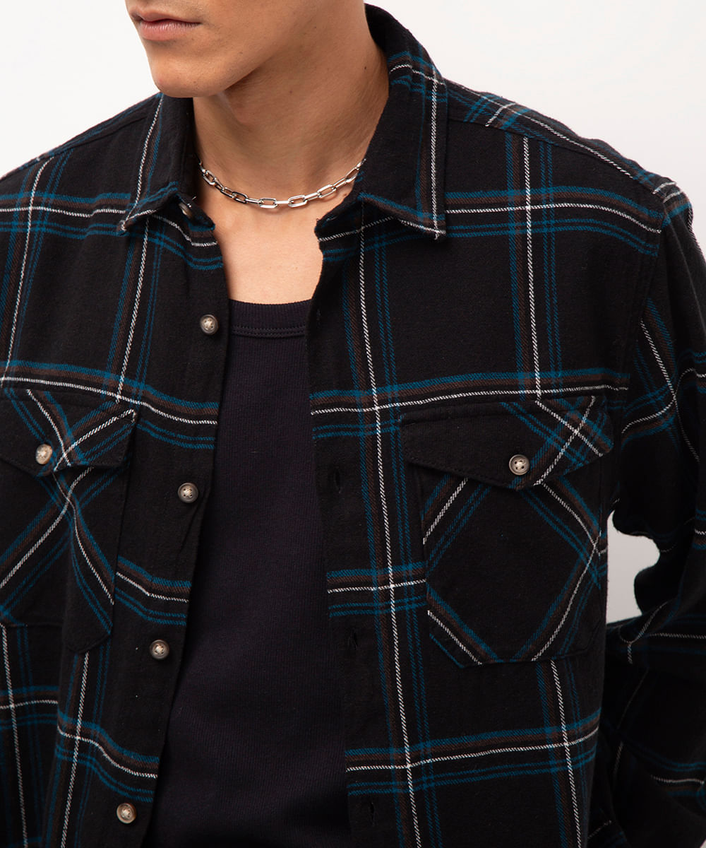 camisa flanelada xadrez preto
