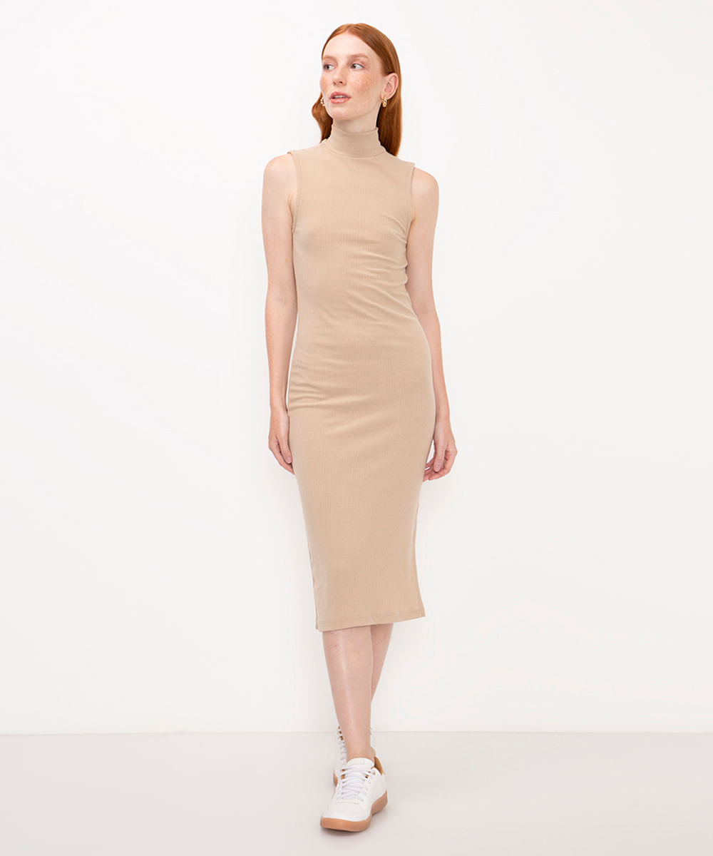 vestido midi canelado com fenda bege