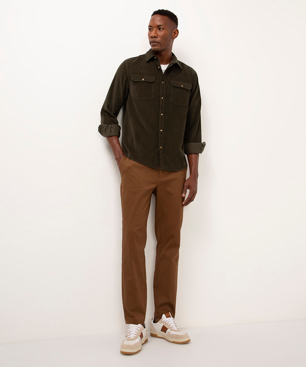 camisa de veludo cotelê verde militar
