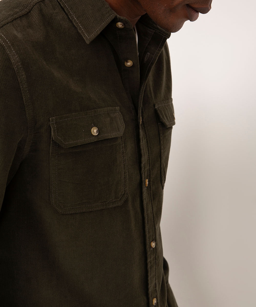 camisa de veludo cotelê verde militar