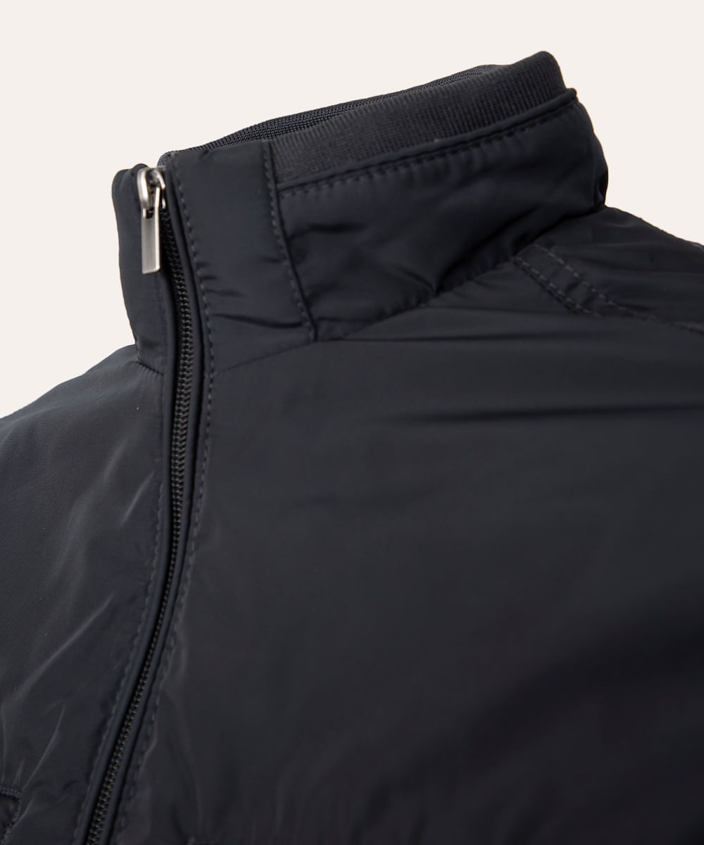 jaqueta puffer gola alta azul marinho