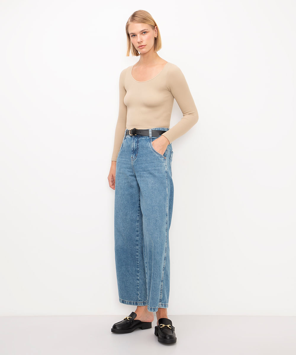 blusa de poliamida canelada cropped manga longa bege