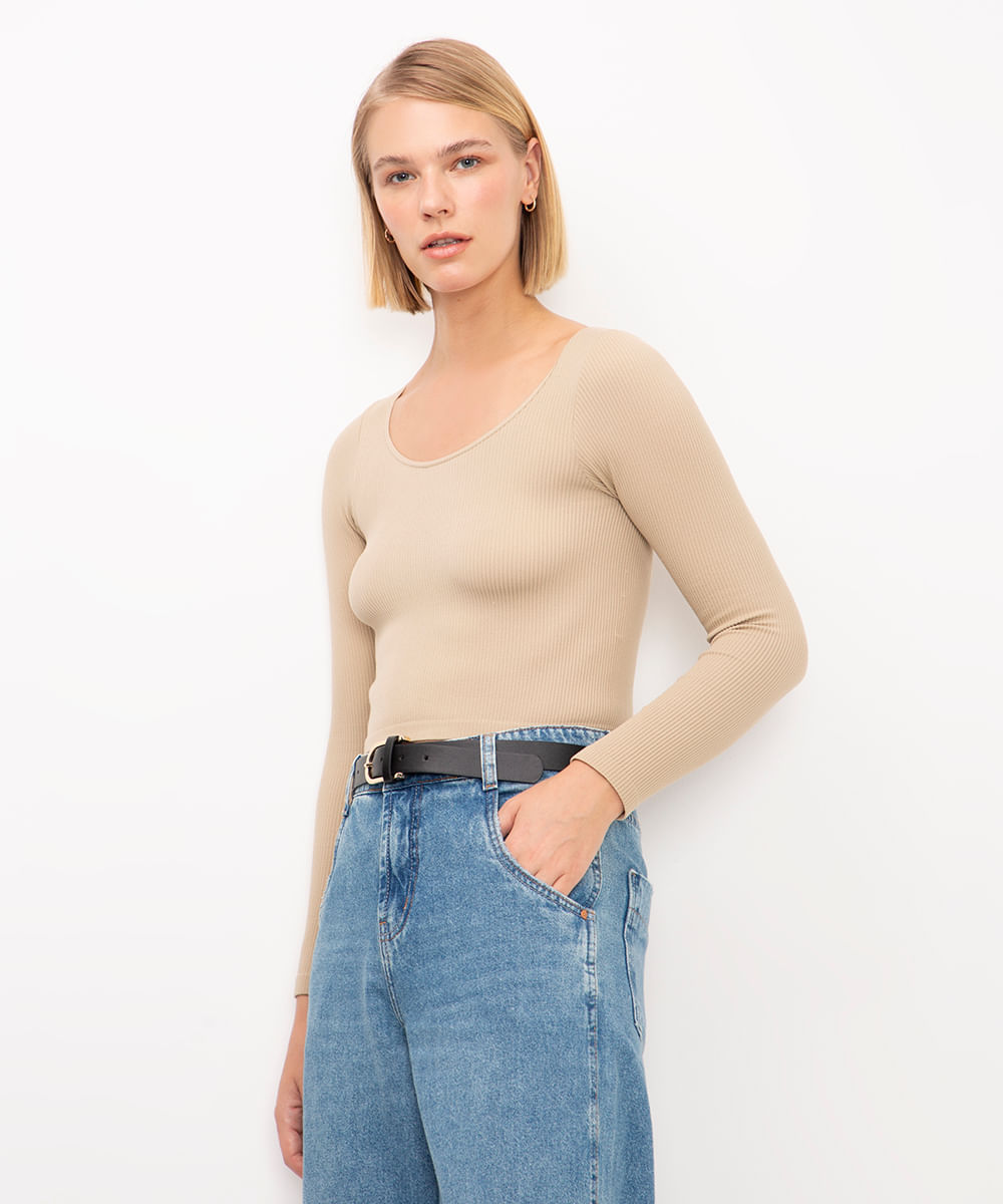 blusa de poliamida canelada cropped manga longa bege