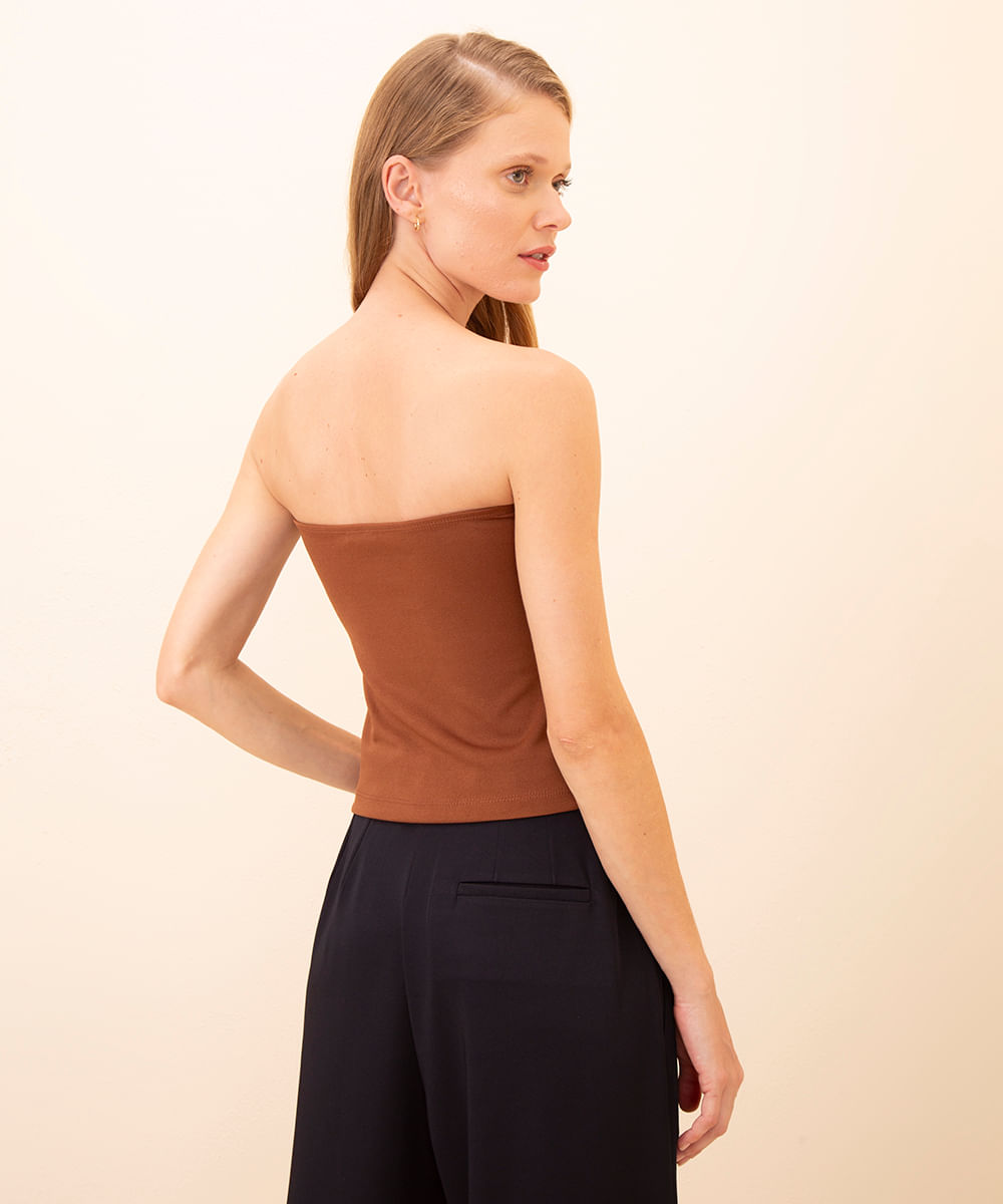 blusa decote reto sem alça mindset marrom