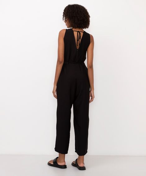 macacão de viscose com cinto preto