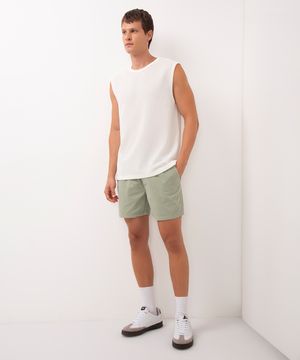 bermuda reta masculina de sarja com elástico verde