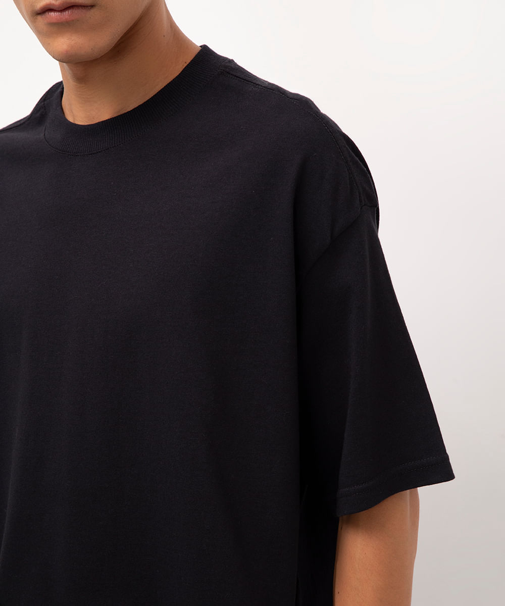 camiseta cropped de algodão preto