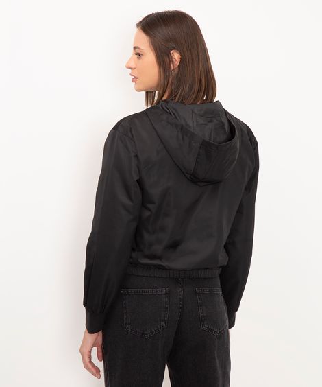 jaqueta corta vento com capuz - preto